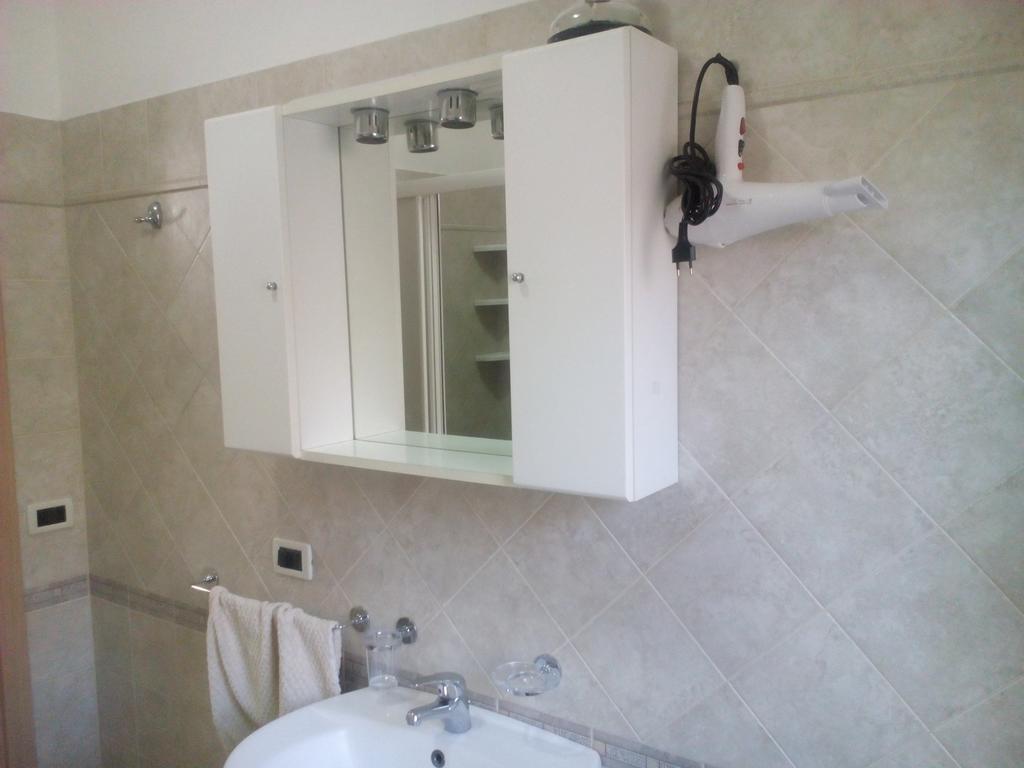 Appartamento Vallone Petrara Reggio Calabria Habitación foto